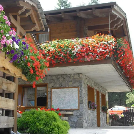 مكان تخييم Cimapiazzi